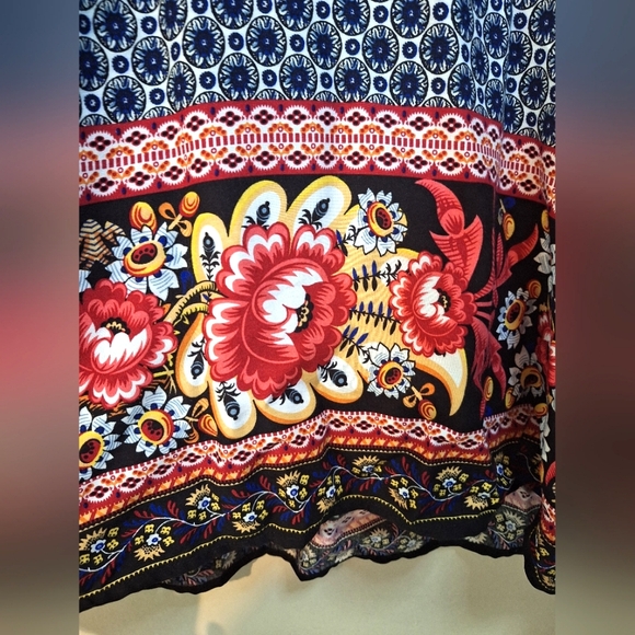 Suzanne Betro Dress Black & Red Floral-Contrast Bell-Sleeve Shift Dress XL - Picture 6 of 8